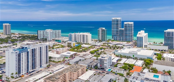 6855 Abbott Ave # 201 Miami Beach Florida, 33141 | Beautiful Condo