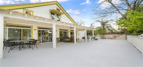 2525 Burgundy St New Orleans Louisiana, 70117 | Commercial Property