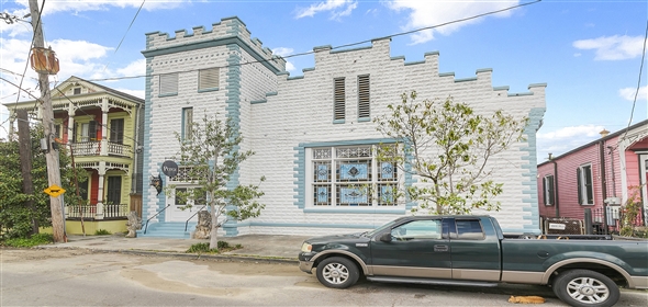 2525 Burgundy St New Orleans Louisiana, 70117 | Commercial Property