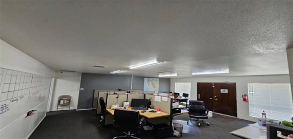 1036 -1038 W Clinton Ave Fresno California, 93705 | Incredible Commercial Office