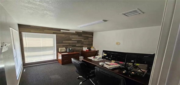 1036 -1038 W Clinton Ave Fresno California, 93705 | Incredible Commercial Office