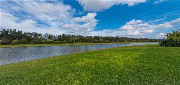 15642 Goldfinch Circle Westlake Loxahatchee Florida, 33470 | Spectacular Single Family Home