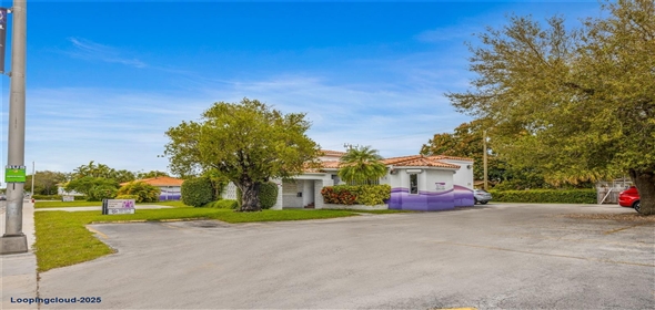 49 W 49th St Hialeah Florida, 33012 | Convenient Office in Hialeah