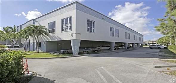 12030 SW 129th Ct Kendall Florida, 33186 | Executive Freestanding Office Building