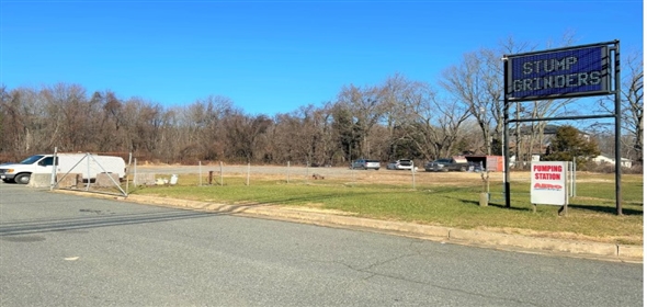 460 N. Philadelphia Blvd Aberdeen Maryland, 21001 | Fenced & Secure Storage Lot