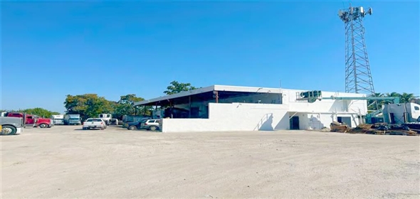 650 NW 27th Ave Fort Lauderdale Florida, 33311 | Exceptional Warehouse