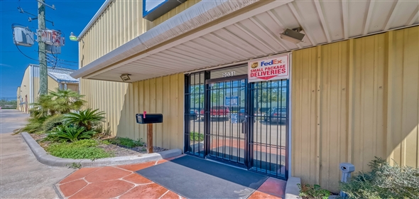 9031 Ley Rd, Houston Texas, 77078 | Splendid Industrial Building