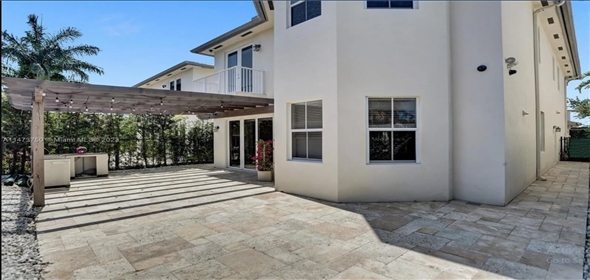 10413 NW 70 th Ln Unit #10413 Doral Florida, 33178 | Spectacular Single Family Home