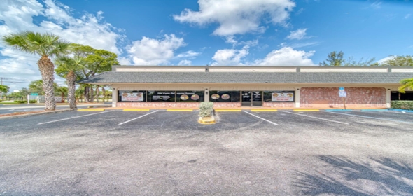 Sunrise , Off Oackland Sunrise Florida, 33319 | Business Brokerage Huge Restaurant  In Sunrise