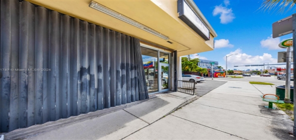 1713 W Flagler St Miami Florida, 33135 | Business Brokerage