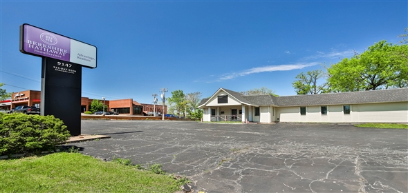 9147 Watson Rd Crestwood Missouri, 63126 | Watson Rd-Crestwood MO |5208 SF Commercial Building | 41,950 SF Lot | Corner Location-Watson Industrial Park