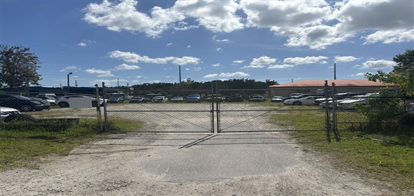 6900 Heritage Dr, Fort Pierce Florida, 34952 | Two Unit Warehouse with Outdoor Storage Land