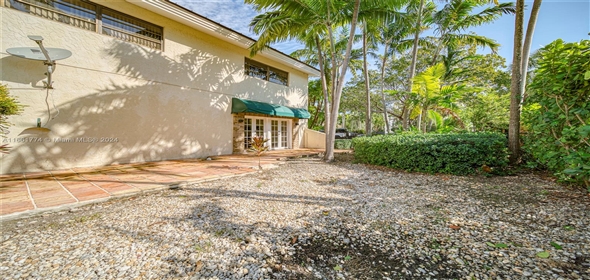 14540 Sailfish Coral Gables Florida, 33158 | Beautiful single family home