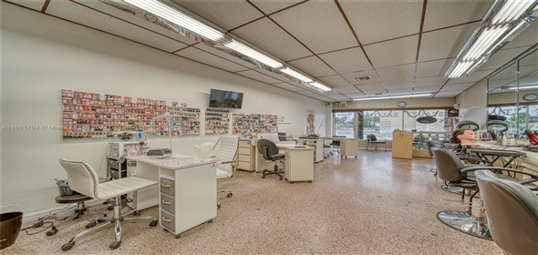 Flagler St MIAMI Miami Florida, 33144 | Beauty Salon For Sale