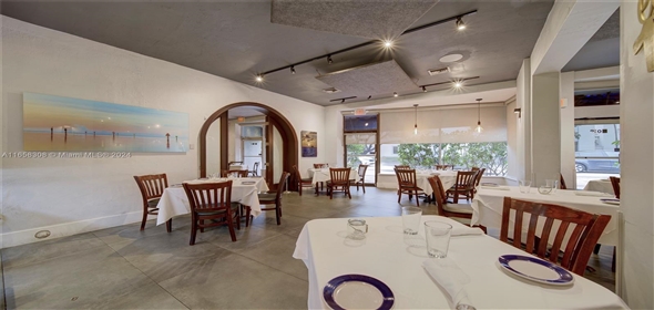 W Coral Gables Coral Gables Florida, 33134 | Full-Service Restaurant