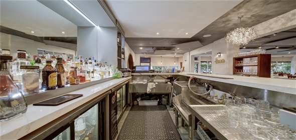 W Coral Gables Coral Gables Florida, 33134 | Full-Service Restaurant