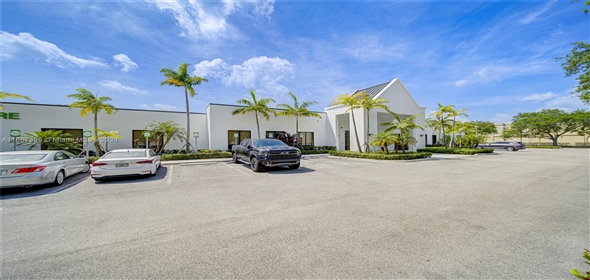 8950 SW 152nd St Suite V Palmetto Bay Florida, 33157 | Beautiful Commercial property