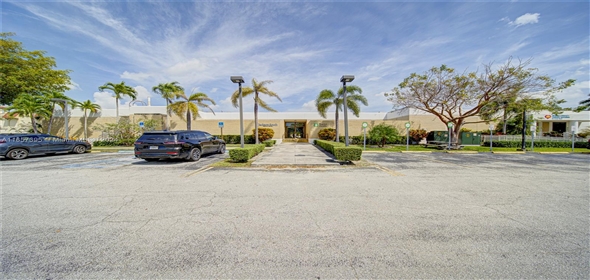 8950 SW 152nd St Suite V Palmetto Bay Florida, 33157 | Beautiful Commercial property