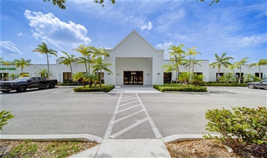 8950 SW 152nd St Suite C Palmetto Bay Florida, 33157 | Spectacular commerical property