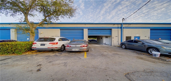 4711 W Hallandele Beach # 9 & 10 Hollywood Florida, 33023 | Exceptional Warehouse