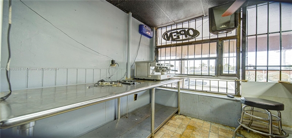 HIALEAH Hialeah Florida, 33012 | Cafeteria in Hialeah Second Generation Turn Key Money