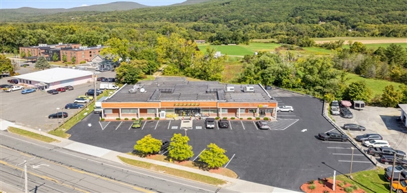 384 Main St Williamstown Massachusetts, 01267 | Dollar General & Subway