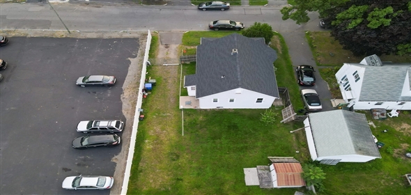 15-27 Bernard St Springfield Massachusetts, 01109 | Beautiful single family home