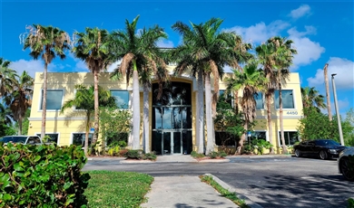 4450 NW 126th Ave # Full Unit Coral Springs Florida, 33065 | Beautiful Warehouse and Office