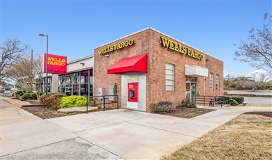 590 S Central Ave Hapeville Georgia, 30354 | Amazing Former Wells Fargo