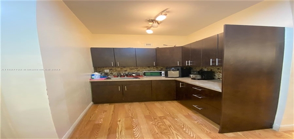 702 W 51st St # 702 MIAMI BEACH, FL 33140-2615 Miami Florida, 33140 | Retail Flex Space