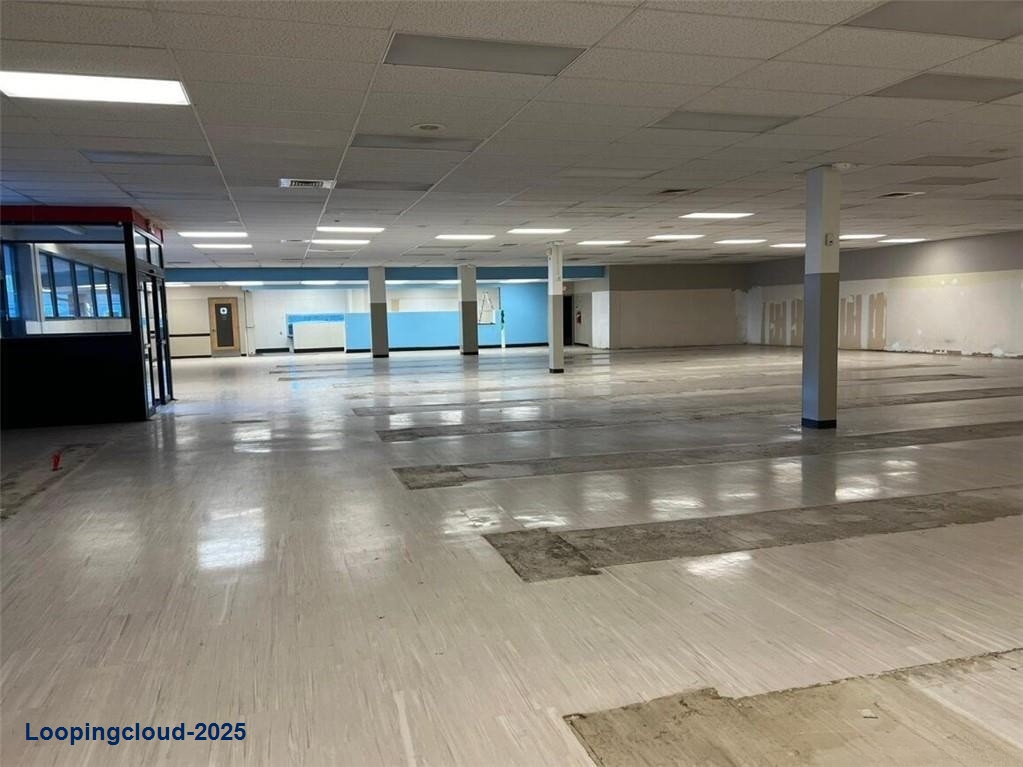 Versatile  Commercial property