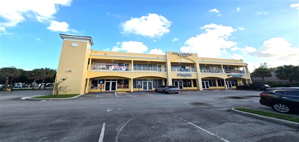 3007 W Commercial Blvd #101 Fort Lauderdale Florida, 33309 | Beautiful Free Standing Space