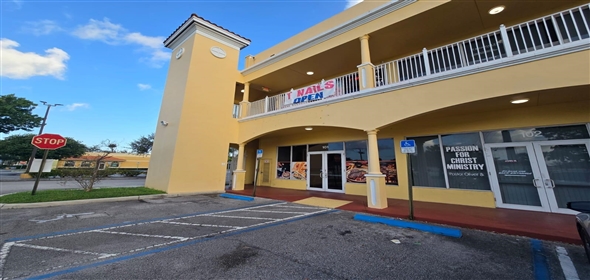 3007 W Commercial Blvd #101 Fort Lauderdale Florida, 33309 | Beautiful Free Standing Space