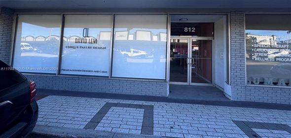 810 NE 125th St North Miami Florida, 33161 | Stunning Commercial/Industrial/Lease
