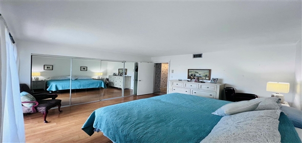 2812 S Garden Drive # 202 Lake Worth Florida, 33461 | Beautiful Condo