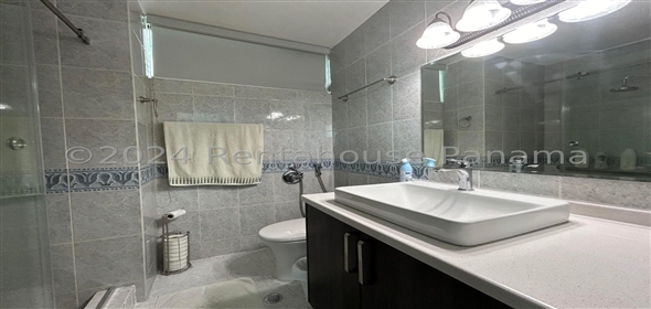 PH OCEANIA Avenida Joseph I Esses Torre 100 8A Panama City Panamá Province, 07127 | Apartamento Exclusivo - Exclusive Apartment