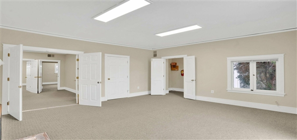 2100 Lakeshore Avenue. Oakland California, 94606 | Commercial/Sale/OfficeBuilding