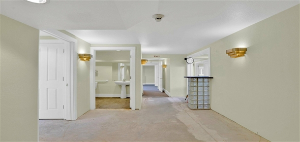 2100 Lakeshore Avenue. Oakland California, 94606 | Commercial/Sale/OfficeBuilding