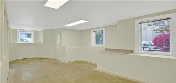 2100 Lakeshore Avenue. Oakland California, 94606 | Commercial/Sale/OfficeBuilding