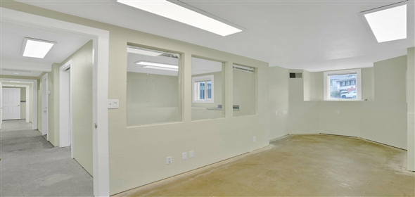 2100 Lakeshore Avenue. Oakland California, 94606 | Commercial/Sale/OfficeBuilding