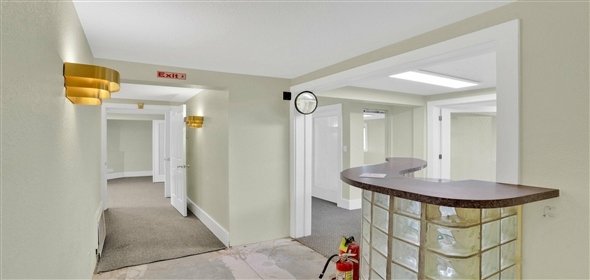 2100 Lakeshore Avenue. Oakland California, 94606 | Commercial/Sale/OfficeBuilding