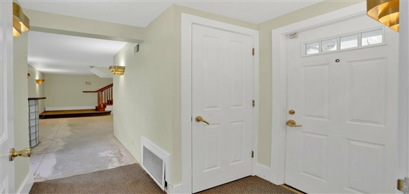 2100 Lakeshore Avenue. Oakland California, 94606 | Commercial/Sale/OfficeBuilding