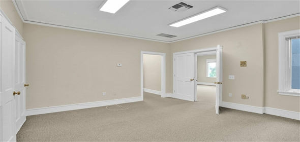 2100 Lakeshore Avenue. Oakland California, 94606 | Commercial/Sale/OfficeBuilding