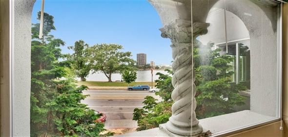 2100 Lakeshore Avenue. Oakland California, 94606 | Commercial/Sale/OfficeBuilding