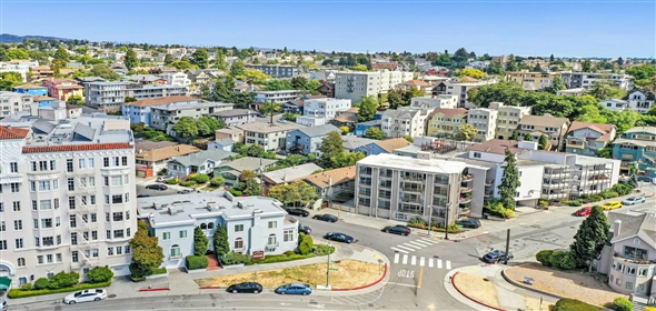2100 Lakeshore Avenue. Oakland California, 94606 | Commercial/Sale/OfficeBuilding