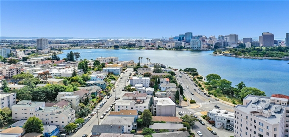 2100 Lakeshore Avenue. Oakland California, 94606 | Commercial/Sale/OfficeBuilding