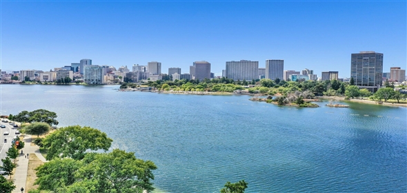 2100 Lakeshore Avenue. Oakland California, 94606 | Commercial/Sale/OfficeBuilding