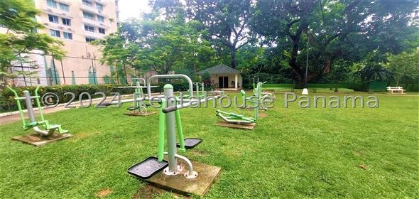 Green Park Avenida Principal Condado del Rey Torre 100 2C, Panama City Panamá Province,  | Beautiful apartment