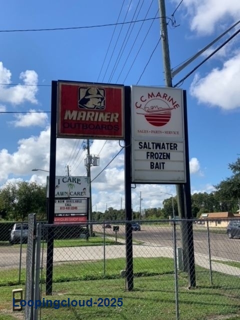 Retail Property for Sale in  Florida 34639