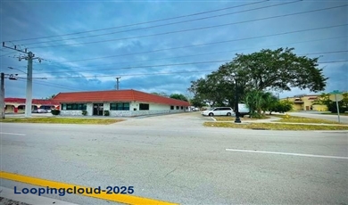 1060 Sunset Strip , Sunrise Florida                                                                                              33313